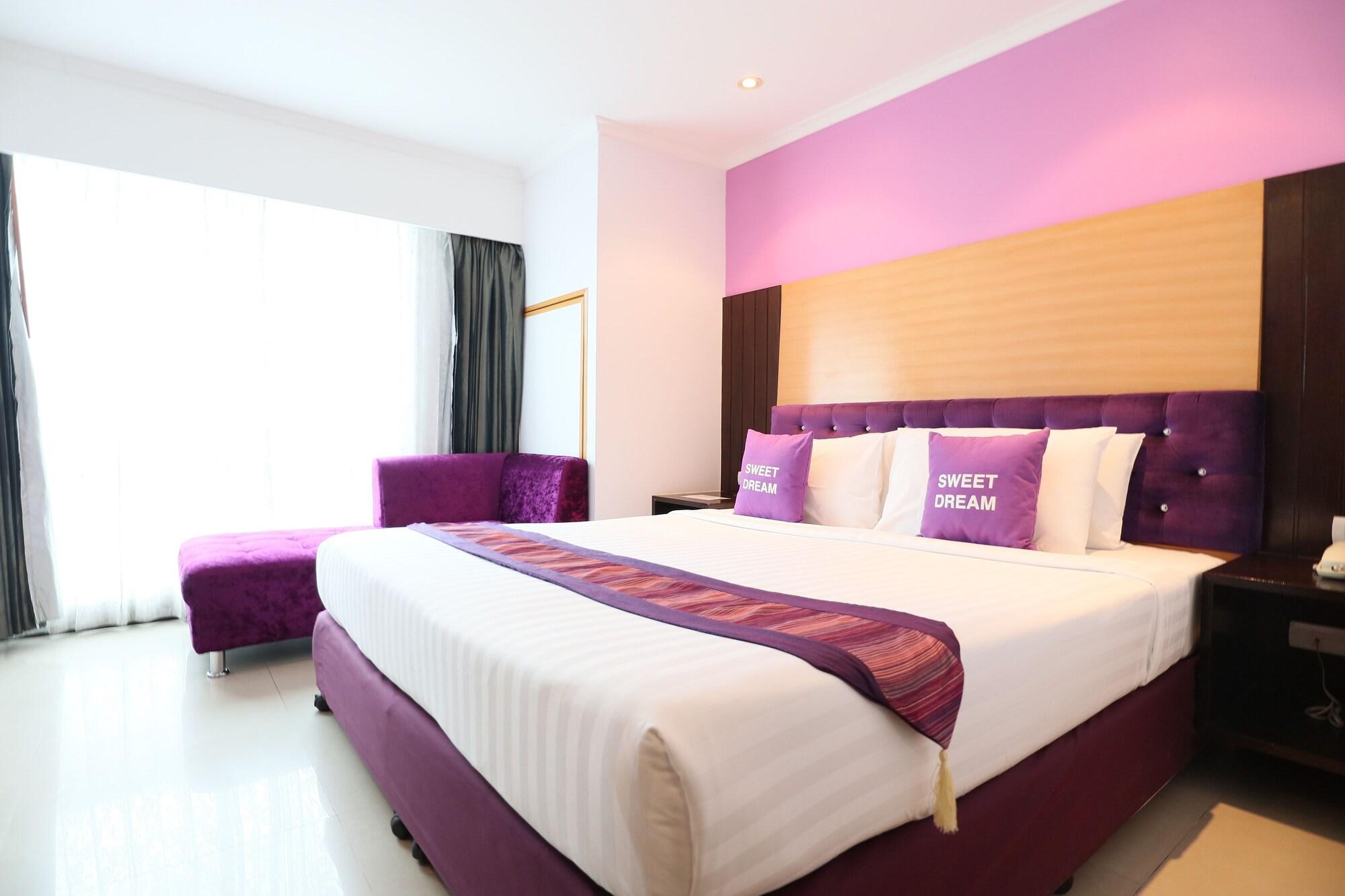 Citin Pratunam Bangkok By Compass Hospitality Exterior photo
